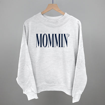 Mommin' Blue Text