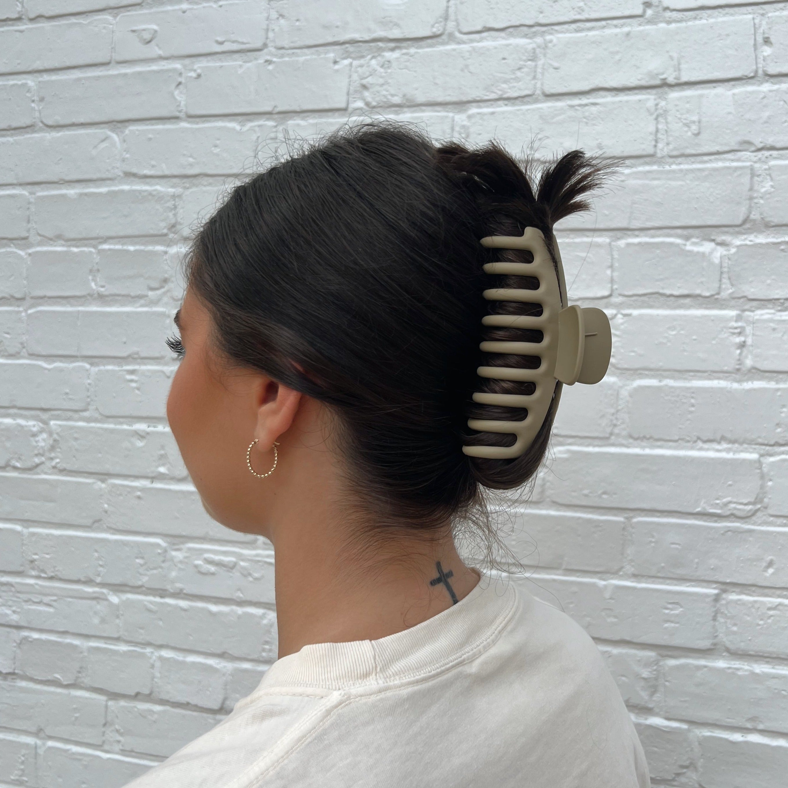 Beige Classic Claw Clip