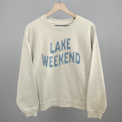 Lake Weekend Distressed