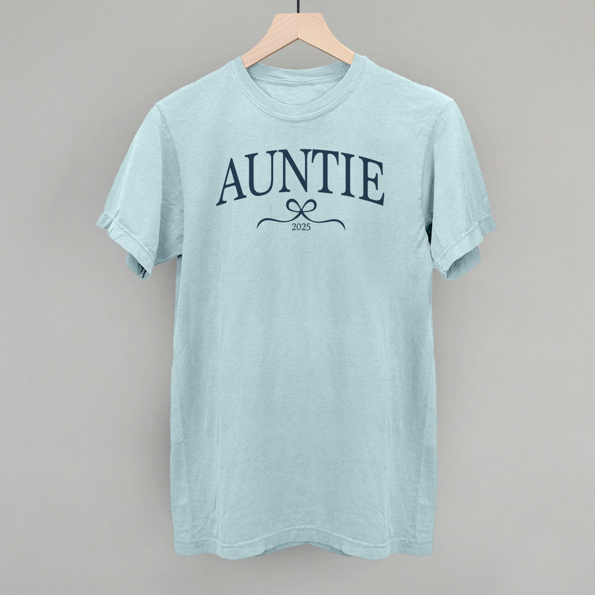 Auntie 2025 Bow
