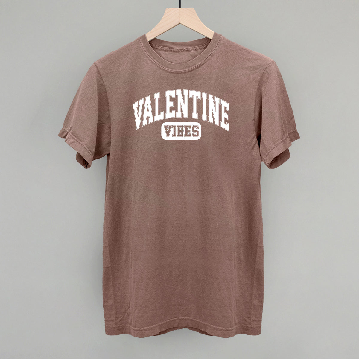 Valentine Vibes Arch