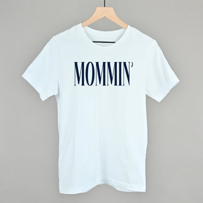 Mommin' Blue Text