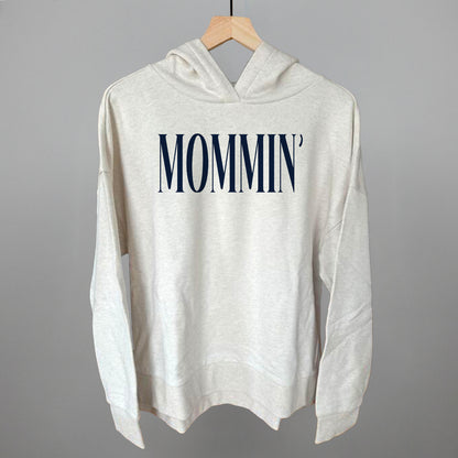 Mommin' Blue Text